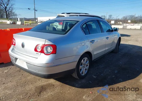 2008 Volkswagen Passat Turbo из США, поврежденный, VIN WVWJK73C98P049519